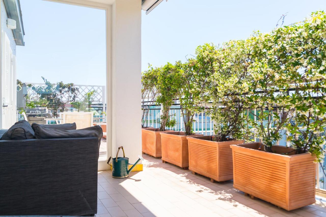N'Attic A Vomero Penthouse Terrace By Napoliapartments Bagian luar foto